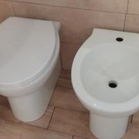 Sanitari filo parete