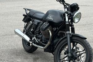 Moto Guzzi V7