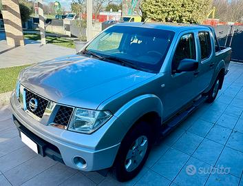 Nissan Navara d.cab 2.5 dci 170cv