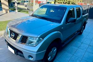 Nissan Navara d.cab 2.5 dci 170cv