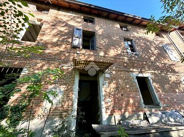 CASA SEMINDIPENDENTE A ALSENO