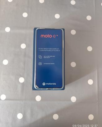 Motorola Moto e14