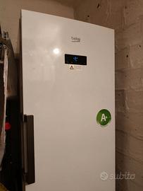 Congelatore verticale BEKO 250L Total No-Frost