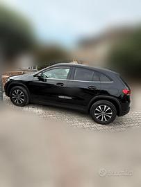 MERCEDES GLA 200D