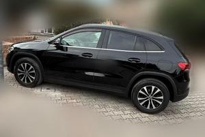 MERCEDES GLA 200D