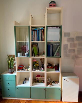 Libreria laccata bianca molto robusta