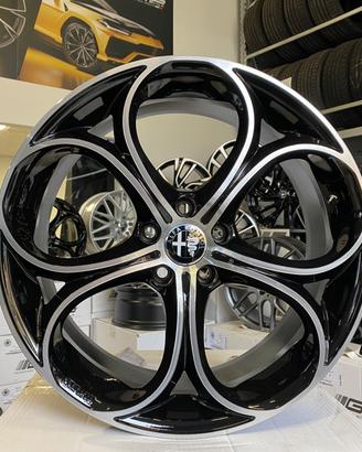 Cerchi Alfa Romeo raggio 18 NUOVI cod.1398