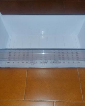 Ripiani e cassetti Frigo Beko modello K70520NE