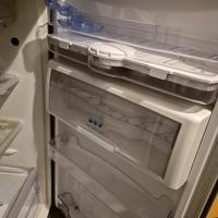 frigorifero whirlpool 