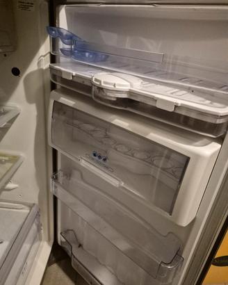 frigorifero whirlpool 