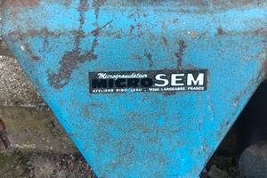 Microgranulatore per seminatrice