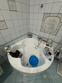 Vasca idromassaggio Whirpool a 6 getti
