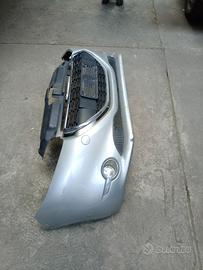 paraurti anteriore Peugeot 208 anno 2016