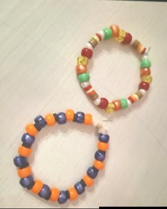Bracciali fatti da mia sorella :)