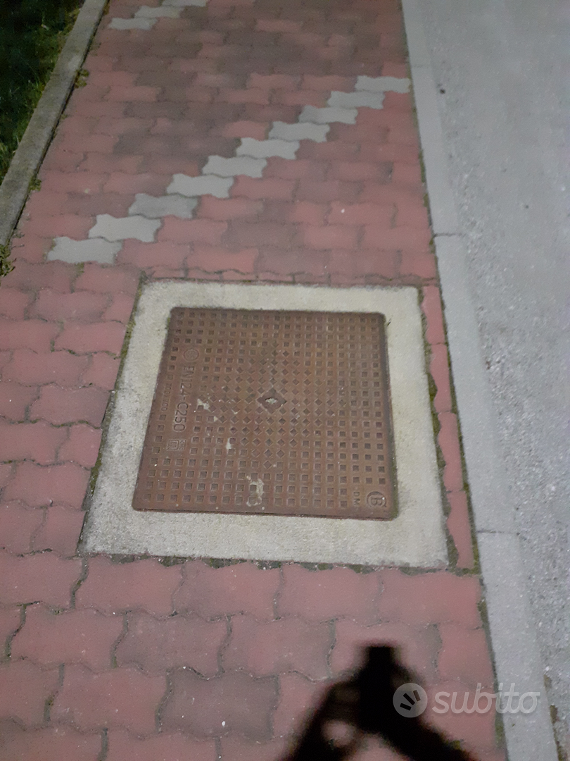 Tombini tombino pozzetto Giardino e Fai da te In vendita a Cuneo