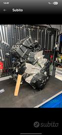 aprilia rsv4