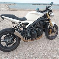 Triumph Speed Triple 1050