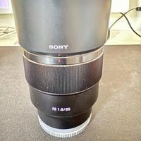 Sony FE 85mm f/1.8