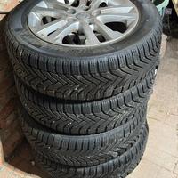 Cerchi in lega + gomme invernali michelin 90%