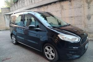 Ford Tureno Currier 