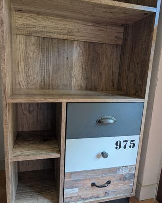 Mobile libreria in perfetto stile industrial/urban
