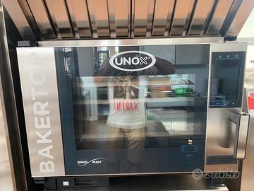 Forno professionale Unox bakertop