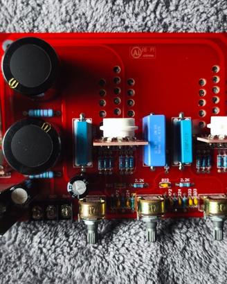 Preamplificatore valvolare 6z4 6922 ECC88