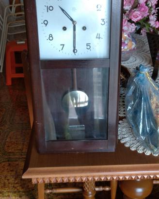 orologio a pendolo 