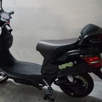 Scooter ufo elettrico 