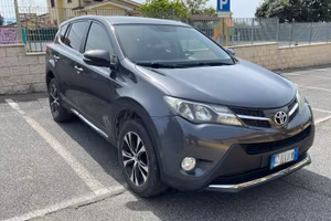 Toyota RAV 4 (IV serie) 2015 D4D