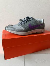 Nike Scarpe da ginnastica o running