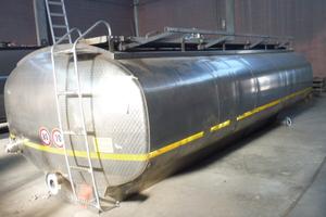 63) Cisterna usata SACIM LITRI 15690