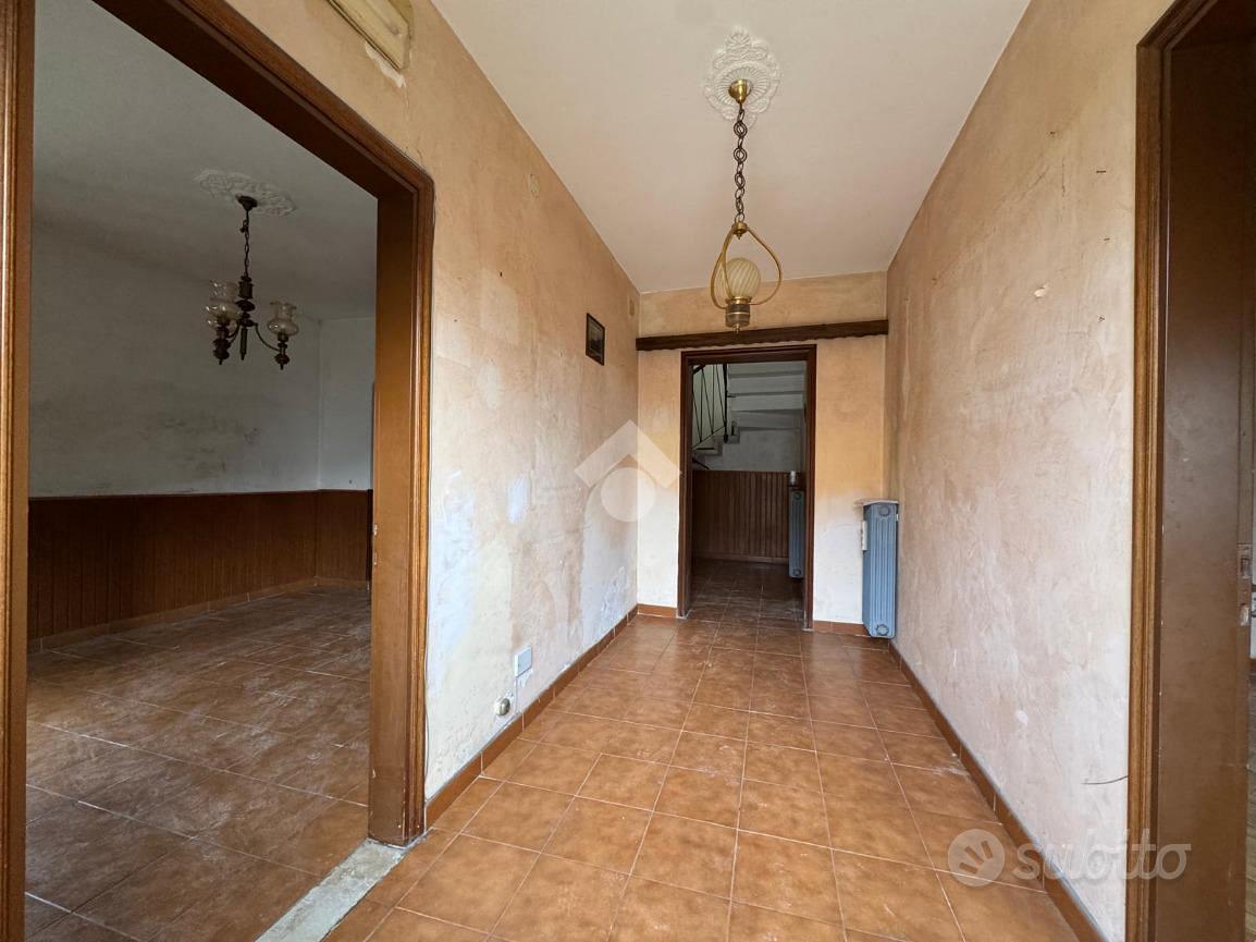 VILLA SINGOLA A MONTEGROTTO TERME - Vista 4