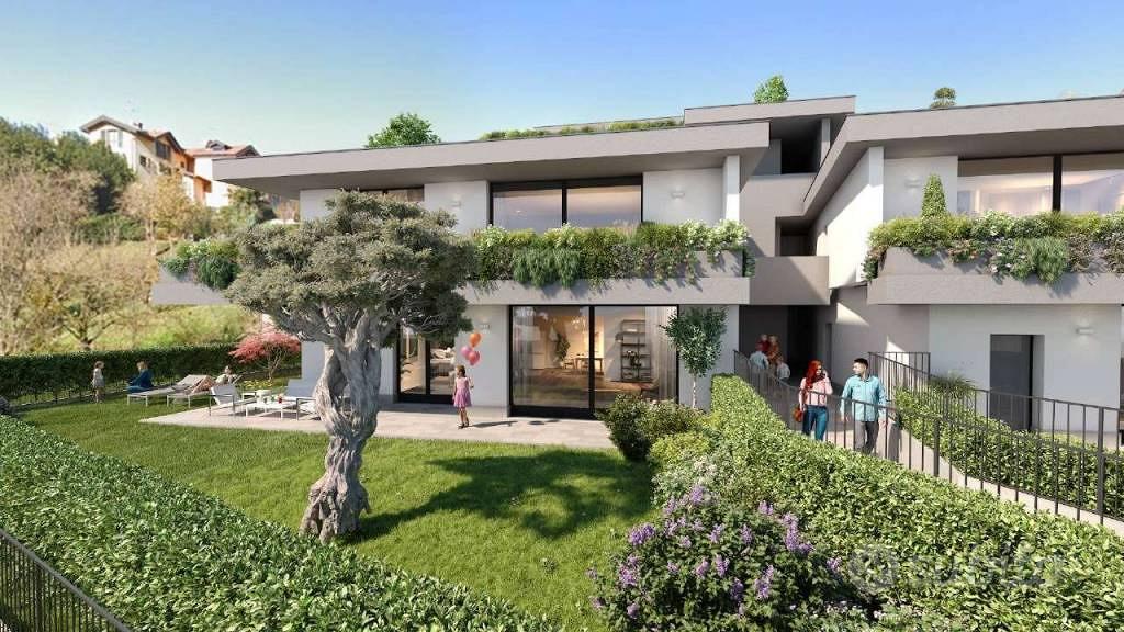 Appartamento di 105 m² con 4 locali e box auto dop - Altro
