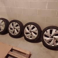 Cerchi originali 17 VW Golf + gomme termiche