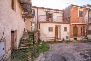 CASA SEMINDIPENDENTE A POGGIO BUSTONE