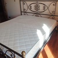 Letto matrimoniale in ferro battuto artigianale