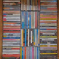 Assortimento CD di musica Country, Rock e Liscio