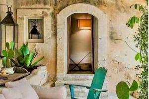 Rustico / Casale di 890 m² con più di 5 locali a R