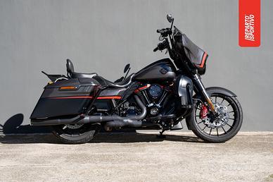Harley-Davidson FLHXSE Street Glide C.V.O. - 2017