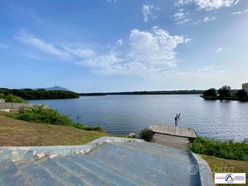 TERRENO NON EDIFICABILE CENTRALE SUL LAGO