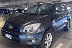 Toyota RAV 4 RAV4 2.2 D-4D 136 CV Luxury