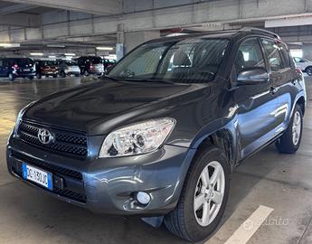 Toyota RAV 4 RAV4 2.2 D-4D 136 CV Luxury