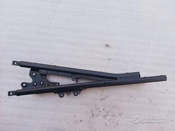 TELAIETTO POSTERIORE YAMAHA FZ1 FAZER 2006 al 2016