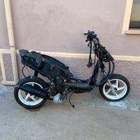 Aprilia sr fari tondi