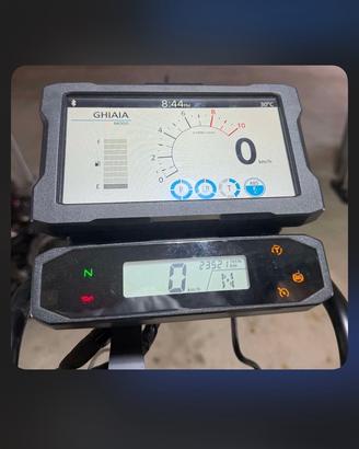 Display touch african twin