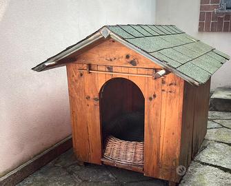 Cucce esterne apribile per cane