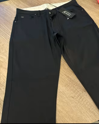 Pantaloni Guess neri tg 32 nuovi