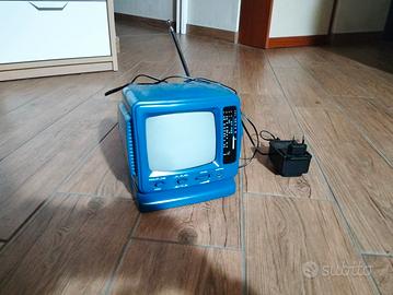tv portatile con radio AM/FM