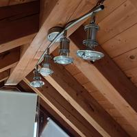 Lampadario a 4 faretti 